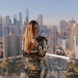 Meet your Posher, Claudia